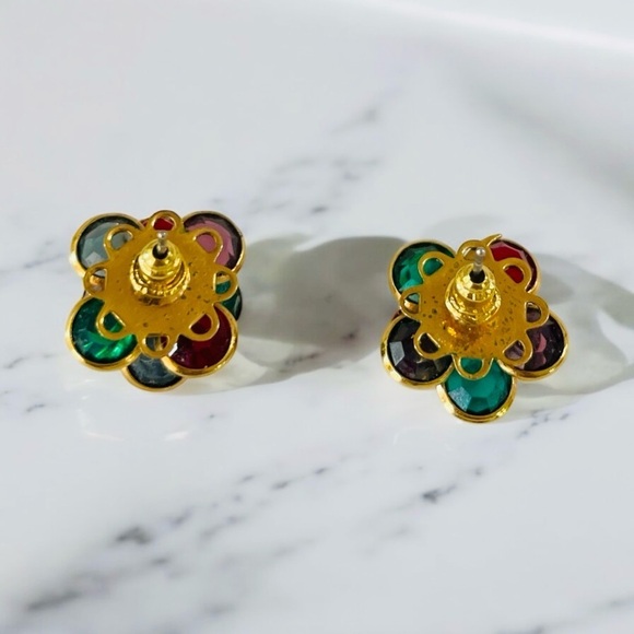 Vintage Vonelle Multi-Color
Crystal Push Back Earrings, ca.
1980s - Picture 4 of 7